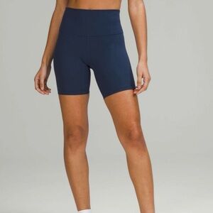 Lululemon sz 4 Wunder Train High-Rise Short 6" Mineral Blue, like new condition